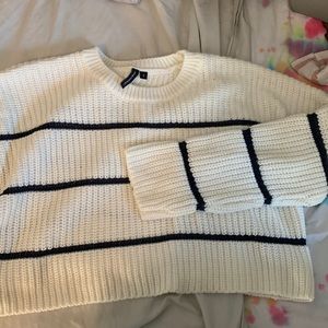 Sweater striped